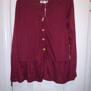 Burgundy long sleeve button up top with ruffled hem style bottom
NWT